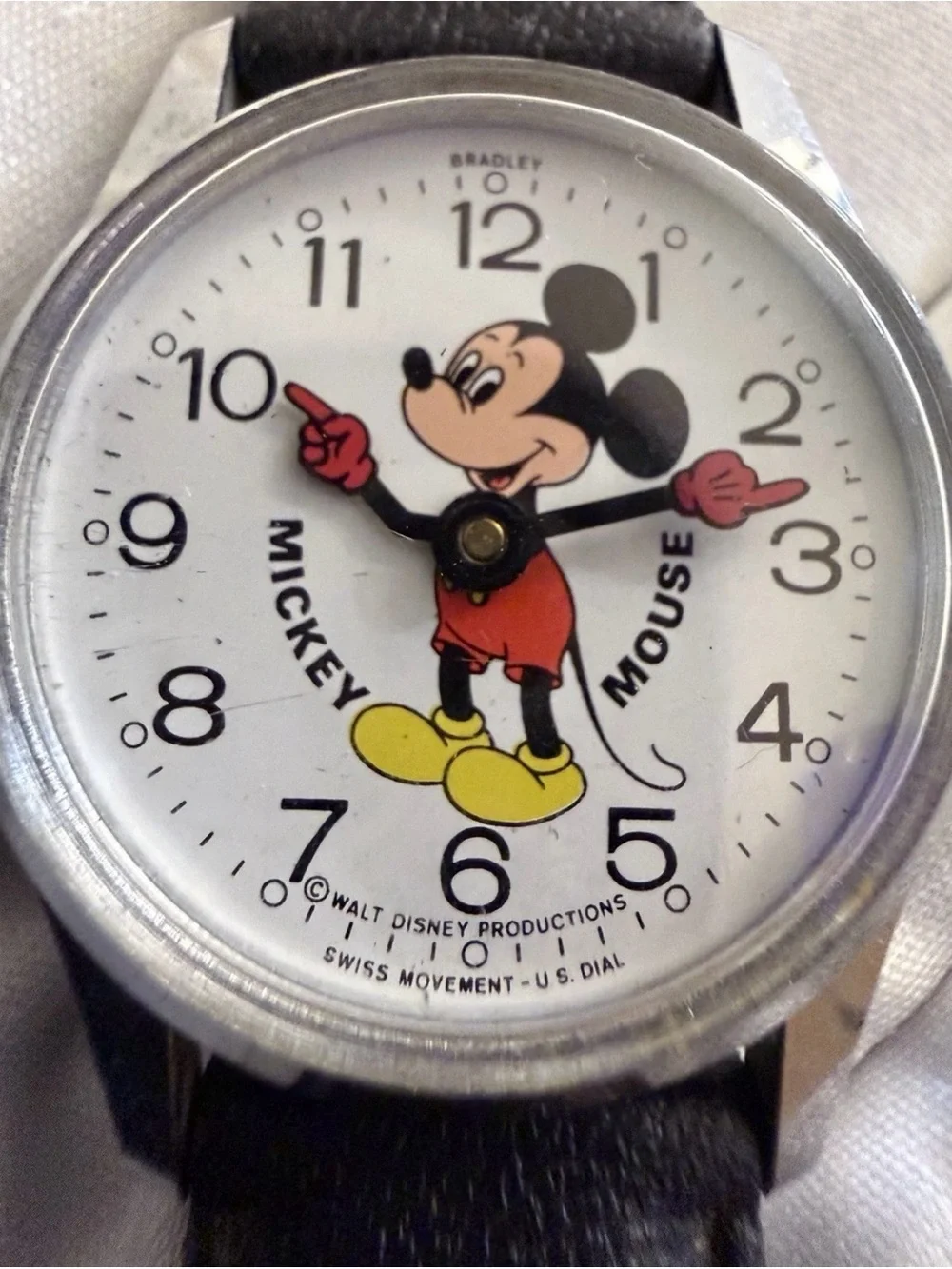 Vintage 1970s Bradley Mickey Mouse Mechanical Watch 015 Swiss Made Disney 30mm
